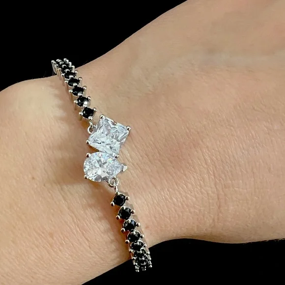 Gorgeous Sterling Silver Adjustable Bracelet